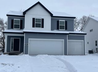 1873 Charleston Ln, Waconia, MN 55387