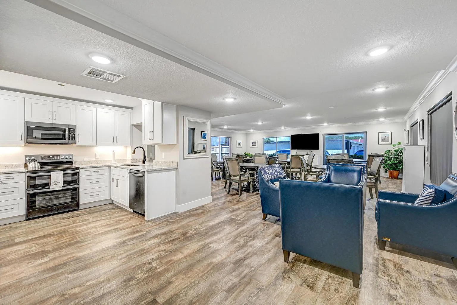2 bed, 2.0 bath, 1478 sqft, $2,800 — Photo 3