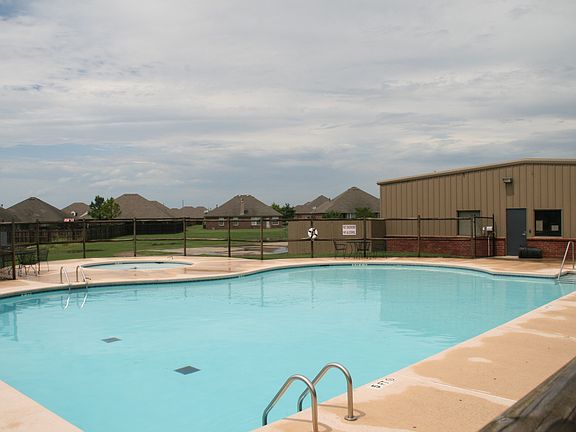 Pool (Membership Required)