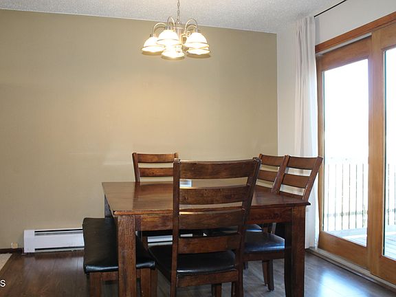 5th image of 606 5th Ave NW
