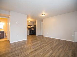620 Maryland Ave APT 12, Shenandoah, VA 22849