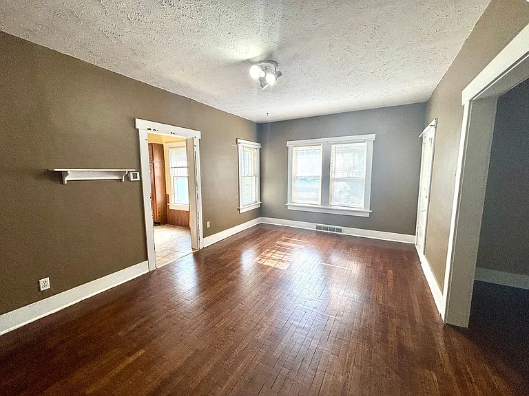1619 Pierre St #A — Photo 4