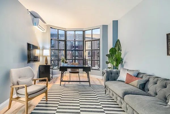 Rented by HCO NY | media 26