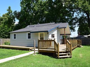 460 16th St NE, Owatonna, MN 55060