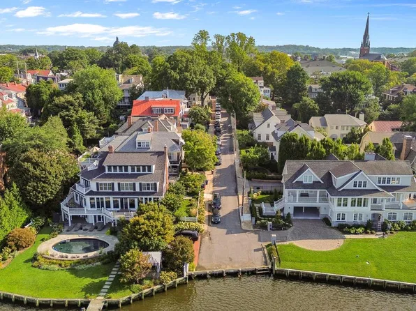 8 Revell St, Annapolis, MD 21401