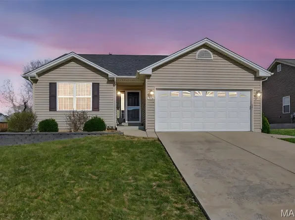 146 Marble Crossing Dr, Wentzville, MO 63385