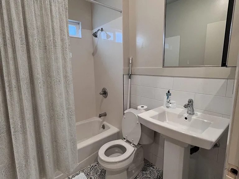 1865 Euclid Ave — Photo 6