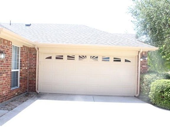 2nd image of 15467 Appaloosa Dr