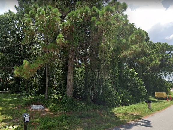 2nd image of Brickell Dr