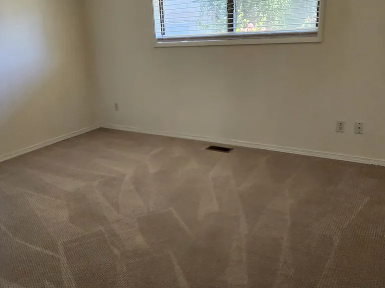 9811 NE 6th Cir — Photo 15