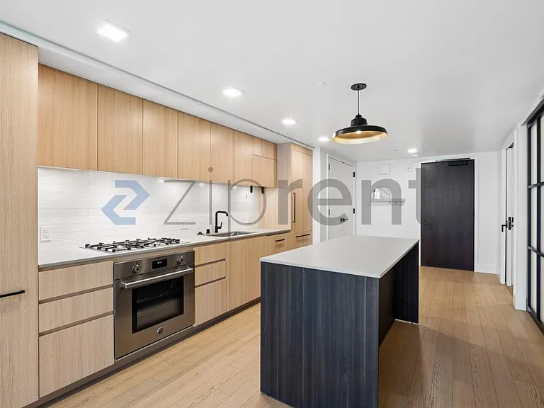 950 Tennessee St #214 — Photo 8