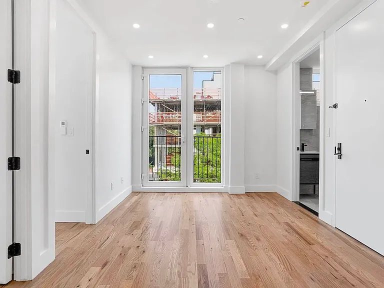 2136 Bedford Ave #4A — Photo 6