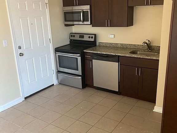 2nd image of 8035 S Drexel Ave #1W