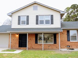 197 Paddlewheel Rd, Fayetteville, NC 28314