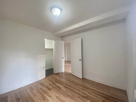 Rented by Bond New York | media 17