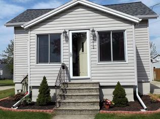 2412 Jackson St, Two Rivers, WI 54241