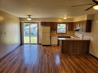 2915 W Roxbury St, Springfield, MO 65807