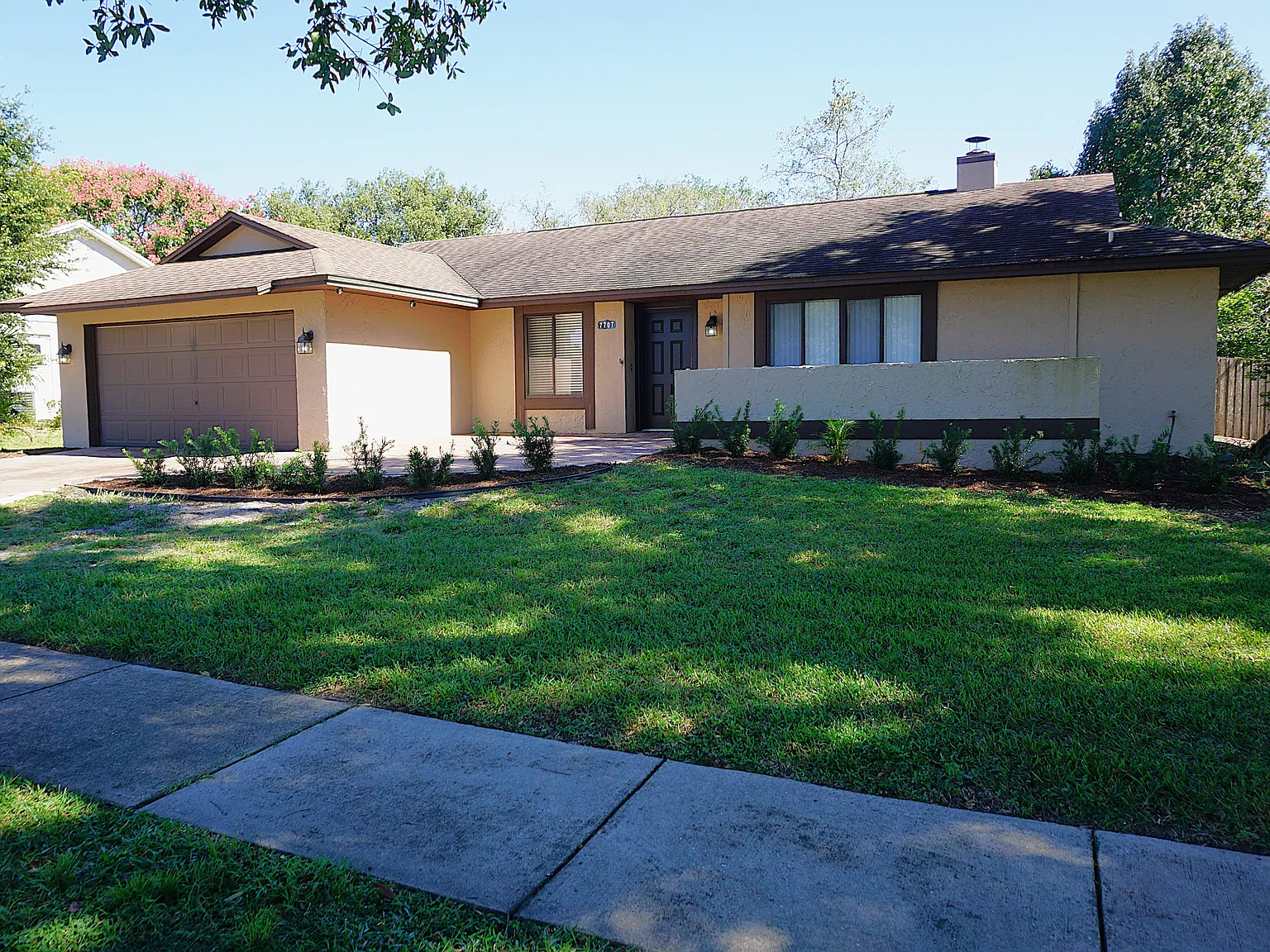3 bed, 1674 sqft, $2,950 — Photo 3