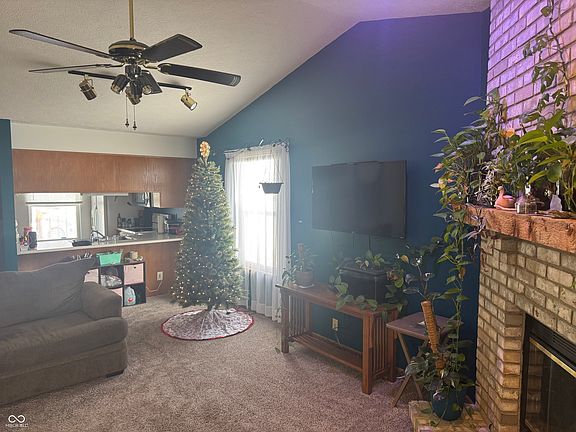 5th image of 211 Teasdale Dr
