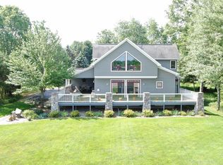 10417 Maple Xing, Stanwood, MI 49346