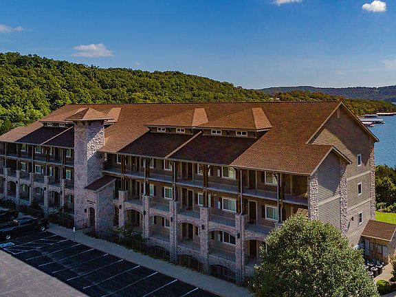 3rd image of 228 Seven Cove Ln Unit 403
