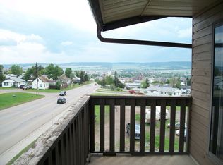 9613 8th St #2B-1BA, Dawson Creek, BC V1G3P4