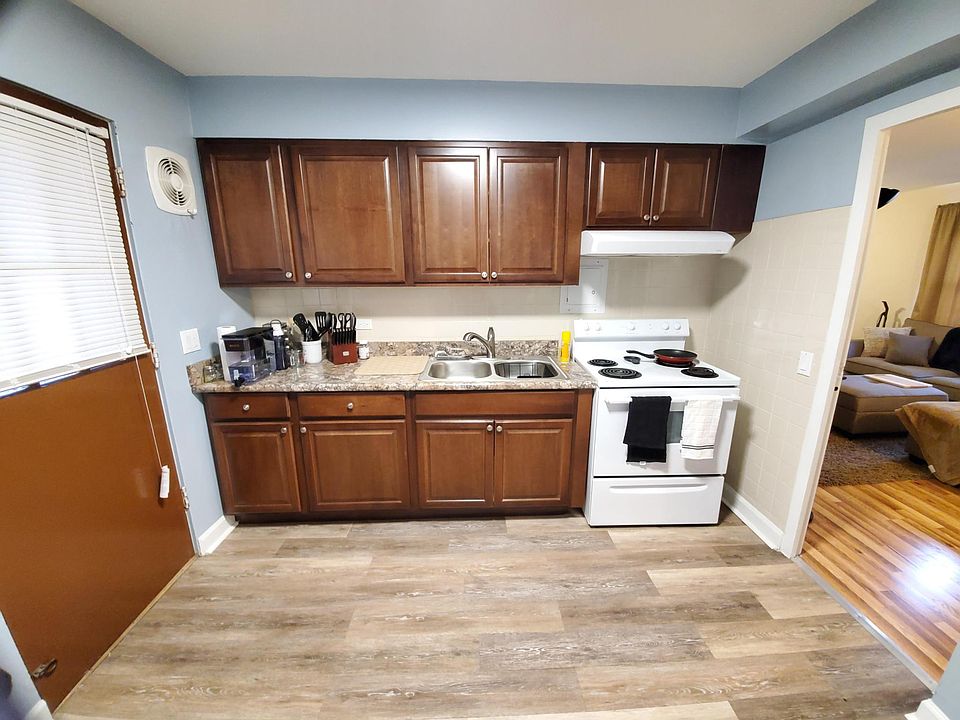 1st image of 5000 W Hoyne Ave #1