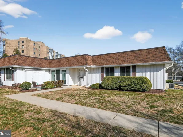 15030 Westholm Ct #268-C, Silver Spring, MD 20906