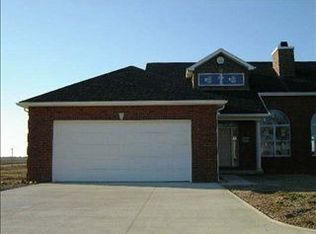 7041 Red Hawk Dr, Findlay, OH 45840