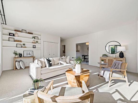 5th image of 113 Eucalyptus Knoll Street