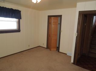 5N984 McGough Rd, Maple park, IL 60151