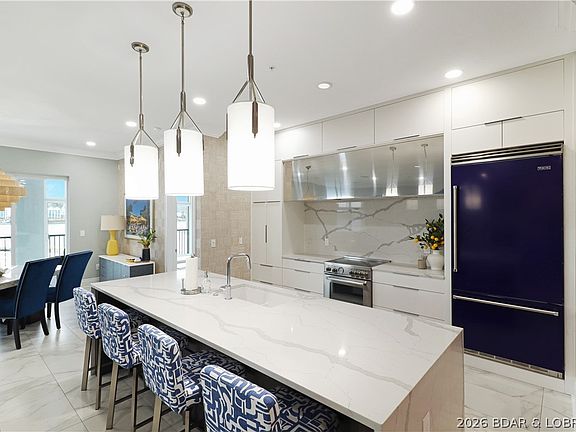 3rd image of 1184 Jeffries Rd Unit 316