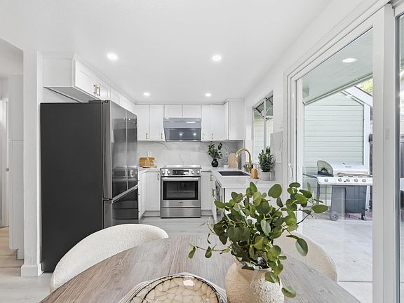 2nd image of 1058 Rymar Pl