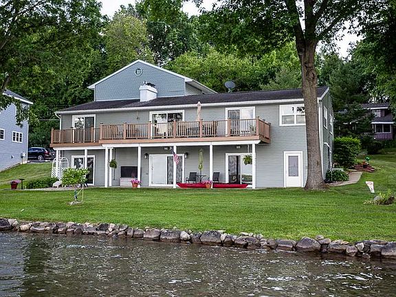 5th image of 578 S Woodland Dr