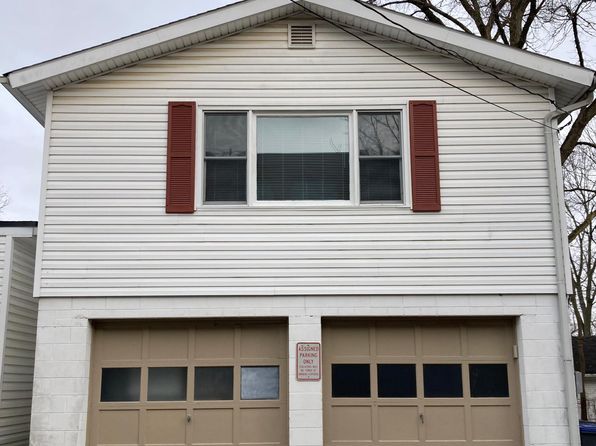11 S Pleasant St
