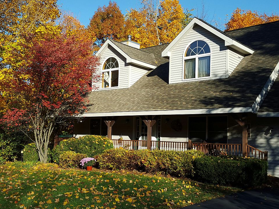 1st image of 341 Gina Dr