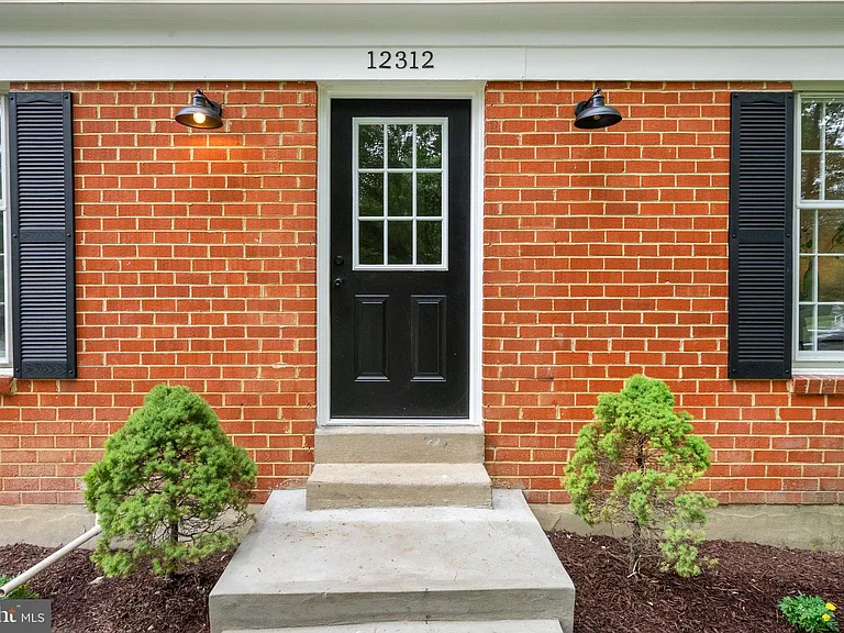 12312 Coleraine Ct — Photo 6