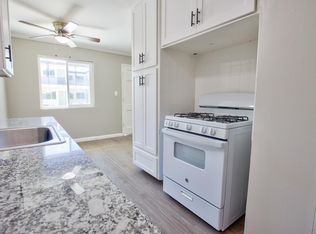 1050 S J St #B18B9AB01, Oxnard, CA 93030