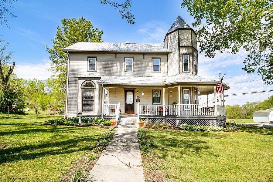 106 Church St, Horse Cave, KY 42749 Zillow