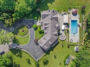 6 Coleman Ct, Cold Spring Harbor, NY 11724