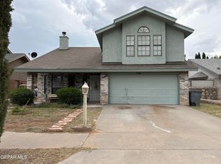 2901 Lake Michigan Dr, El Paso, TX 79936