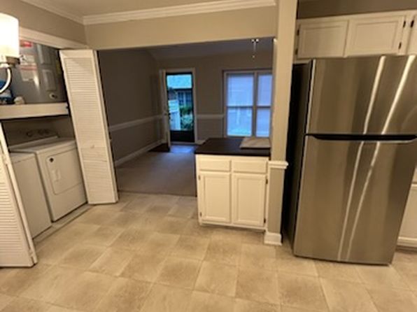200 Woodcroft Pkwy #51A