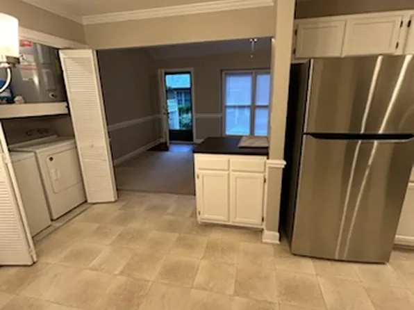 200 Woodcroft Pkwy #51A, Durham, NC 27713