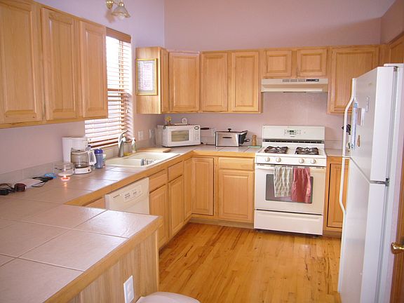 4th image of 476 Beaver Trl