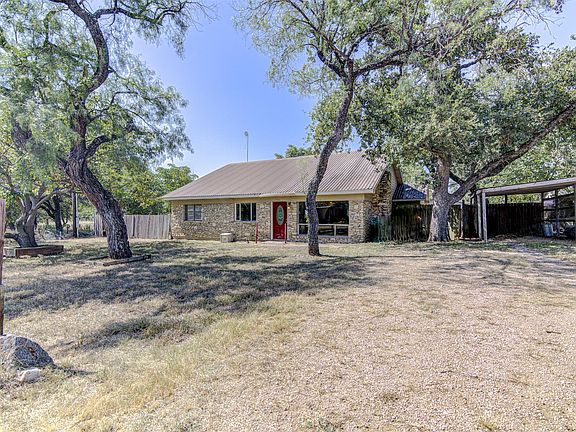 3rd image of 322 E Castleshoals Dr