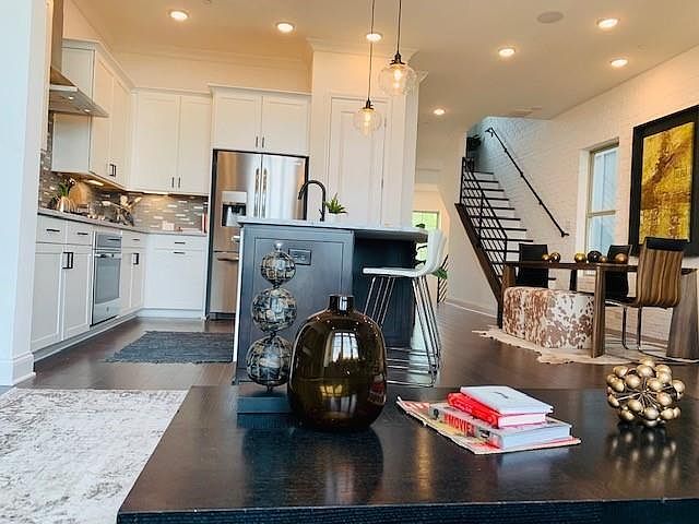 1st image of 1025 Kirkland Cir