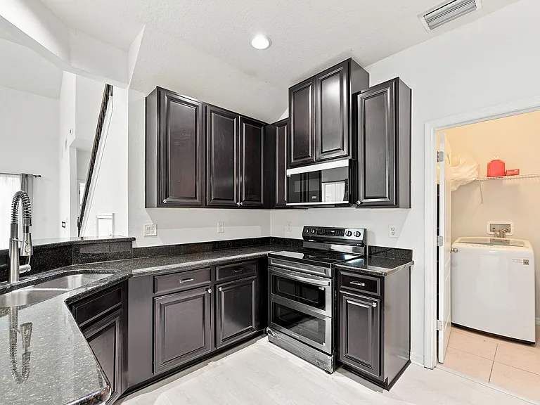 5156 Bay Isle Cir — Photo 12
