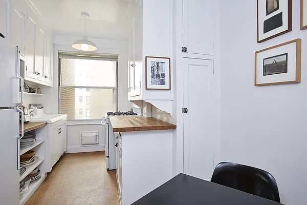 Sold by Brown Harris Stevens | media 28