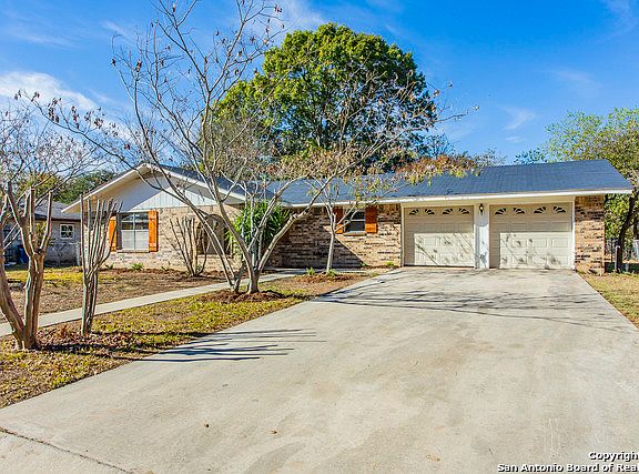 2nd image of 1369 Poppy Ln