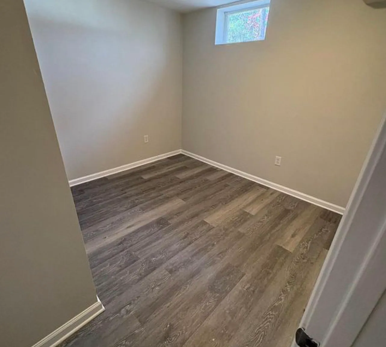 Upper Mills Cir, Catonsville — Photo 2